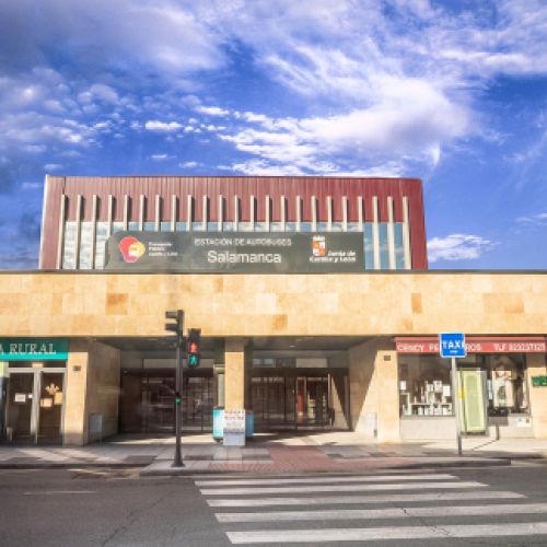 fachada estación autobuses de Salamanca