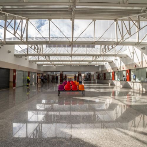 interior de estación autobuses salamanca