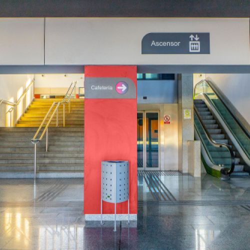 Escaleras de la estación de autobuses de Salamanca